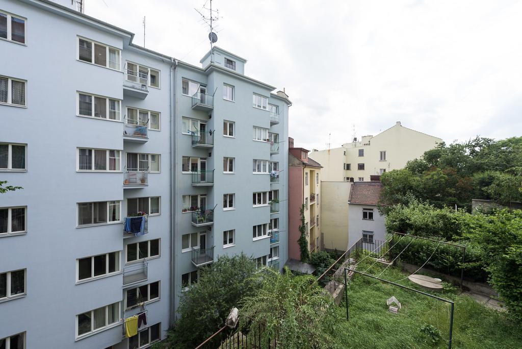 Old Town Apartment Pellicova Брно Екстер'єр фото
