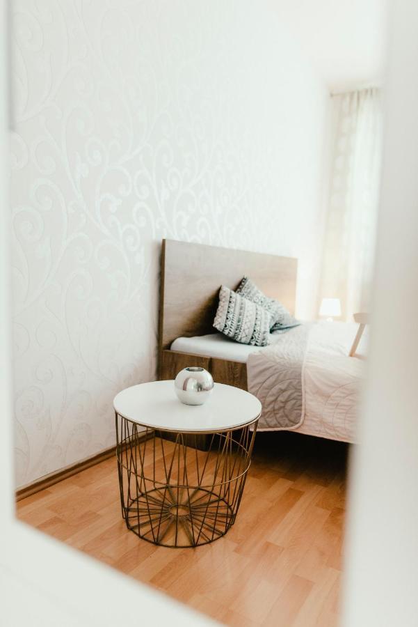 Old Town Apartment Pellicova Брно Екстер'єр фото